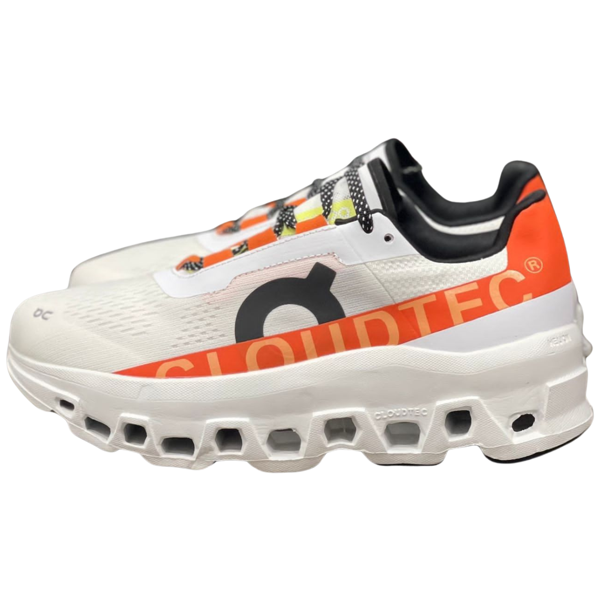 ON CLOUD TENIS HOMBRE: Comodidad y Rendimiento para Tu Día a Día Si buscas un calzado que te brinde comodidad, ligereza y un rendimiento superior, los ON CLOUD TENIS HOMBRE son la opción perfecta. En Onlineshoppingcenterg, ofrecemos una amplia gama de estos innovadores tenis diseñados para ofrecer una experiencia única en cada paso. Sigue leyendo para descubrir por qué estos tenis son ideales para ti y cómo puedes obtenerlos fácilmente.  ¿Por qué elegir ON CLOUD TENIS HOMBRE? Los ON CLOUD TENIS HOMBRE son famosos por su tecnología CloudTec, que proporciona una amortiguación suave y una sensación de ligereza incomparable. Cada par está diseñado para ofrecerte el máximo confort, ya sea que los uses para correr, caminar largas distancias o simplemente para tu día a día.  Ventajas de los Tenis On Cloud Tecnología CloudTec: La amortiguación en las suelas hace que cada paso sea más suave, reduciendo el impacto en tus pies y rodillas. Ligereza: Los tenis On Cloud hombre son increíblemente ligeros, permitiendo movimientos rápidos y cómodos. Versatilidad: Perfectos tanto para actividades deportivas como para el uso diario. Comparación con otros modelos Si ya has oído hablar de modelos como el ON Cloud 5 hombre o el Tenis on Cloud X, puedes notar que todos los tenis de la línea On Cloud destacan por su ligereza y comodidad. Sin embargo, los ON CLOUD TENIS HOMBRE se diferencian por su diseño innovador y por ser ideales tanto para corredores como para quienes buscan estilo y confort en su día a día.